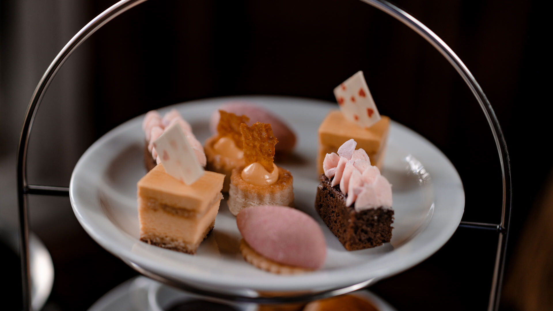 Luxury Afternoon Tea in Scotland | Dalhousie Castle